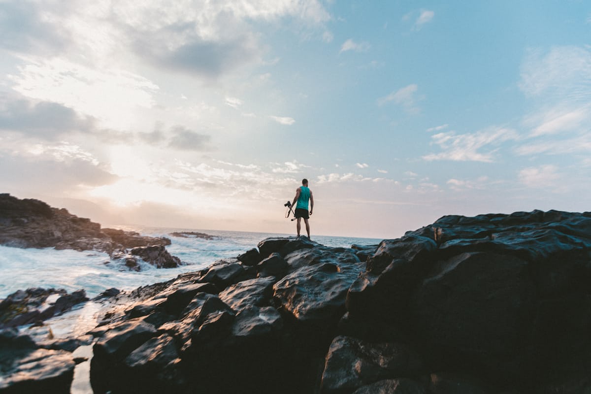 午夜视频在线播放